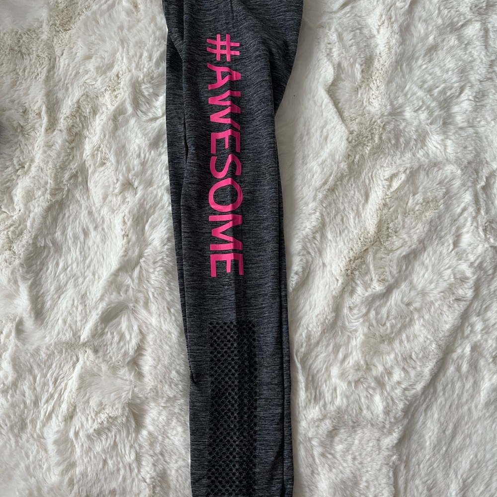 Source Unknown Gray and Pink Leggings